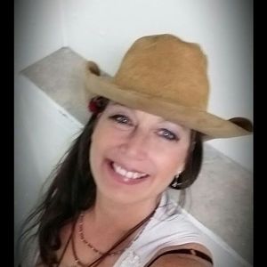 Meet your Posher, Carol